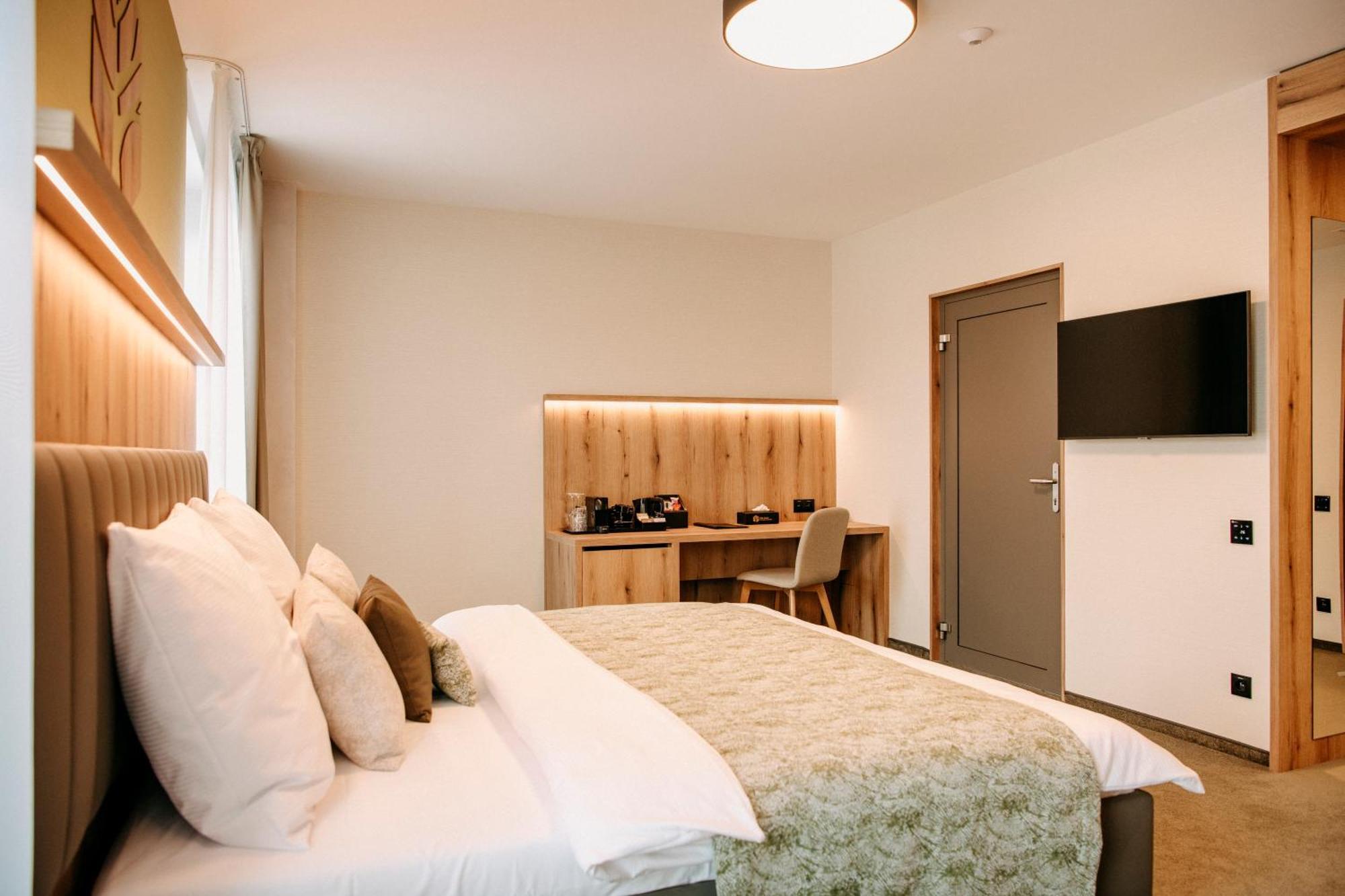 Rm Hotel Wellness & Congress 普列维扎 外观 照片
