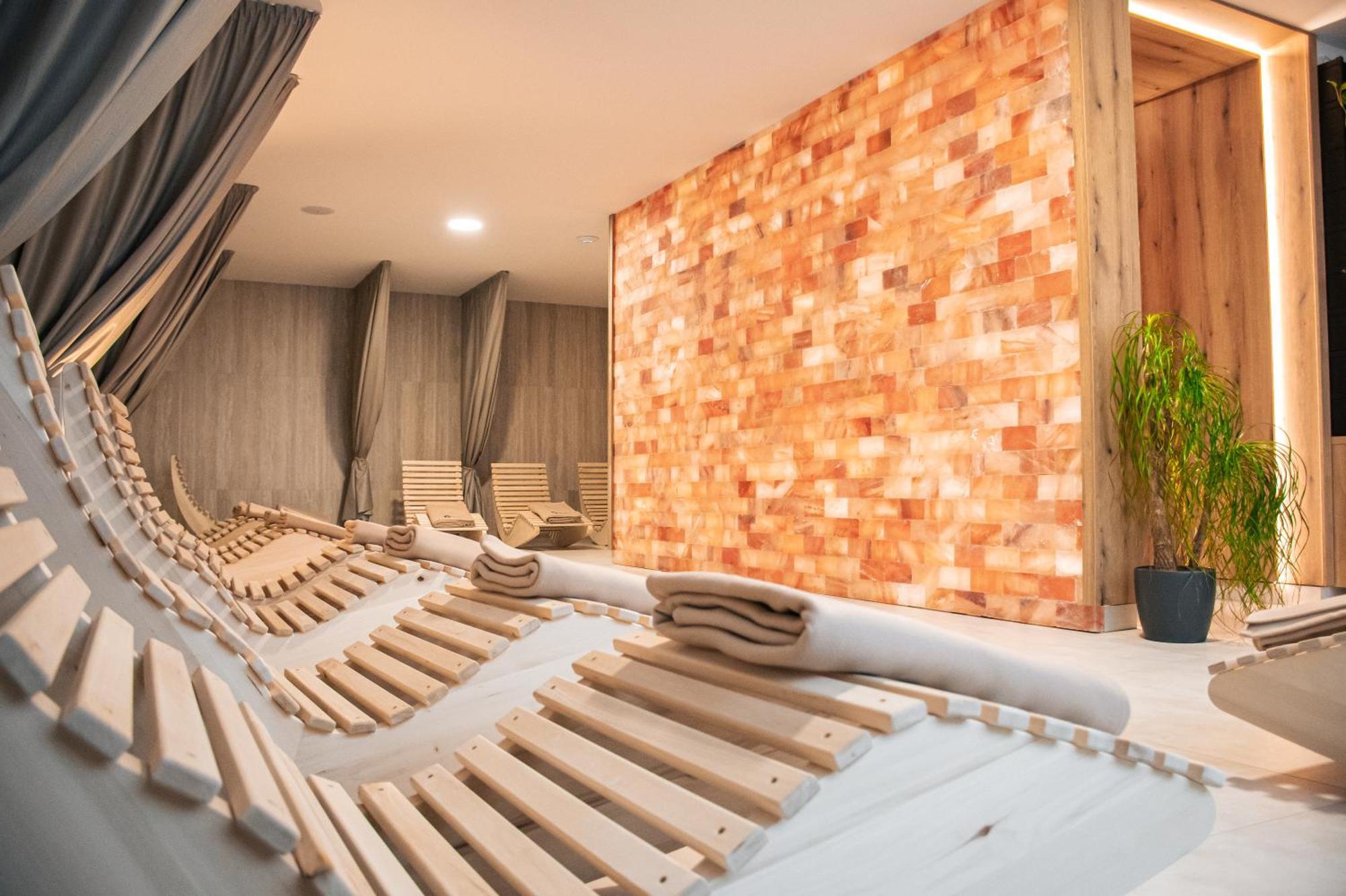 Rm Hotel Wellness & Congress 普列维扎 外观 照片