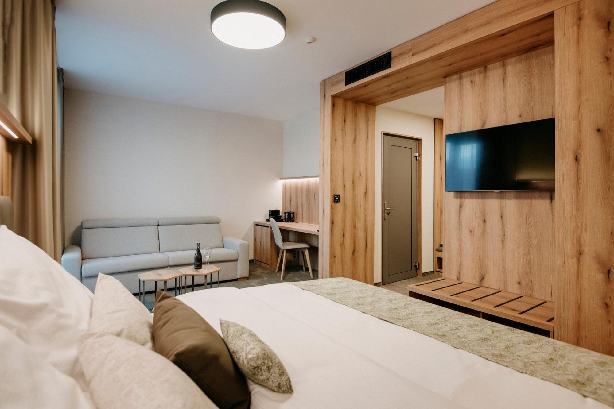 Rm Hotel Wellness & Congress 普列维扎 外观 照片